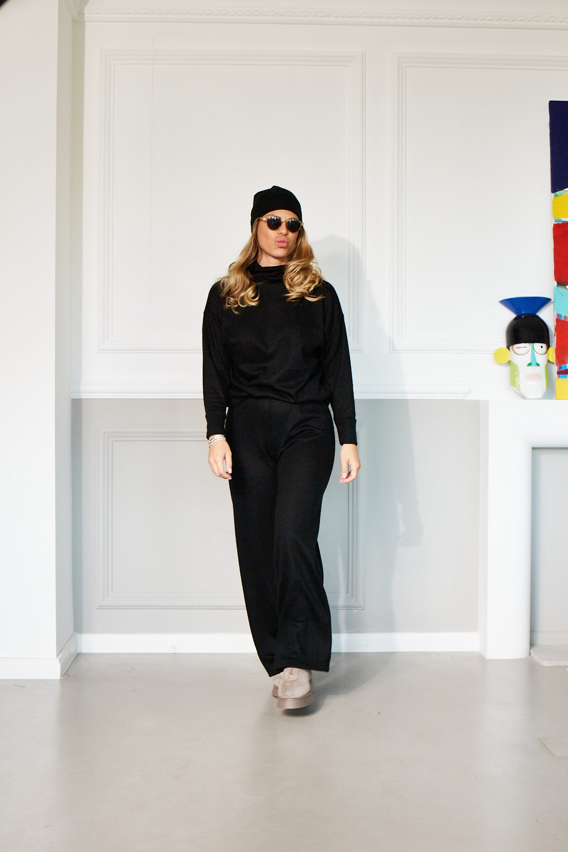 KATIE LOUNGEWEAR SET IN BLACK